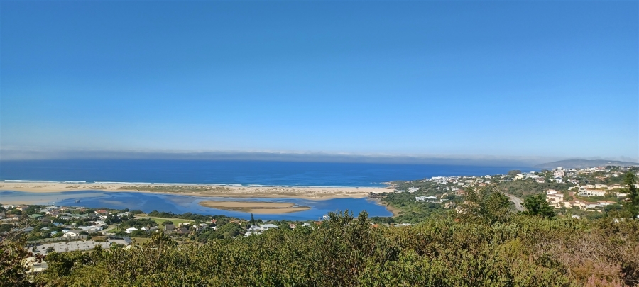 4 Bedroom Property for Sale in The Hill Western Cape